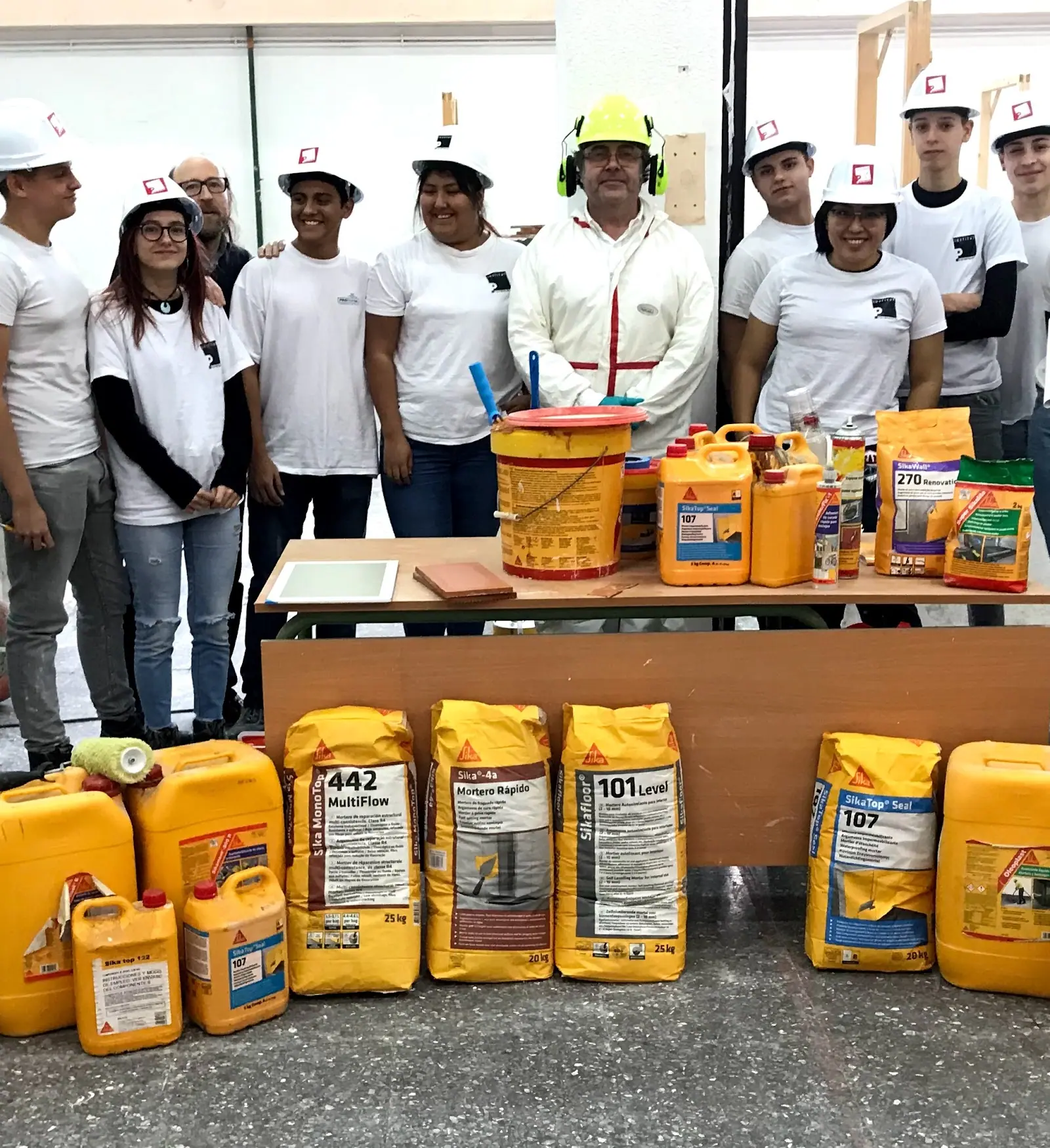 Alumnat de Construcció en una jornada tècnica de SIKA
