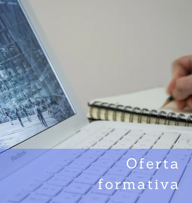 Llibreta i ordinador portàtil